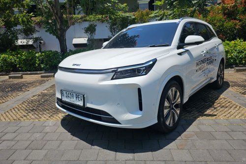 E5 Plus Jadi Modal DFSK Kembali ke Segmen Mobil Penumpang