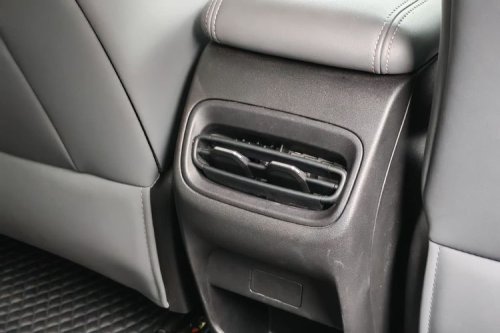 Interior Geely EX2 Pro: Minimalis, Layar Besar Jadi Pusat Perhatian