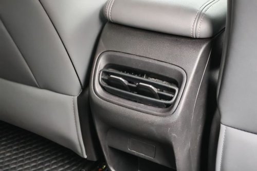 Interior Geely EX2 Pro: Minimalis, Layar Besar Jadi Pusat Perhatian
