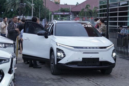 Pemerintah Targetkan TKDN Mobil Listrik 80 Persen 2030