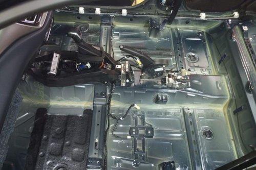 Jangan Anggap Sepele, Ini Tantangan Terbesar Cuci Karpet Mobil