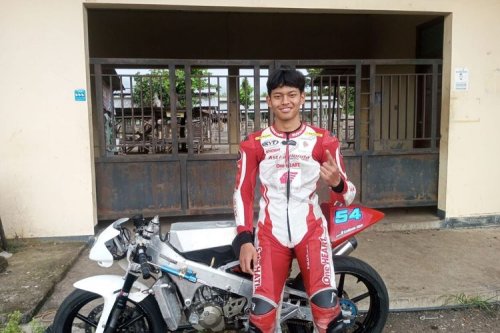 Debut di Moto3, Veda Selalu Ingat Wejangan Sang Ayah