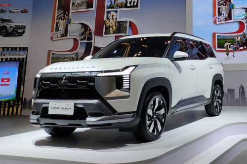 Mitsubishi, Urban dan Adventure, Mitsubishi Pamer Kendaraan Tematik di GJAW 2025
