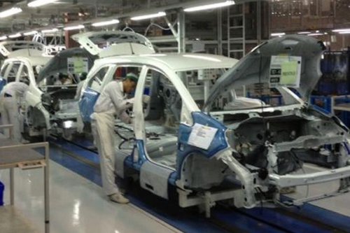 Krisis Plastik dan Logistik Dunia Mulai Hantui Produksi Mobil Honda