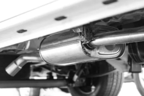 Arti Knalpot Mobil Mengeluarkan Air Saat Mesin Menyala