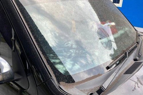 Abu Vulkanik Tebal, Lebih Baik Tunda Perjalanan