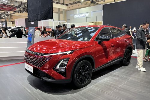 Hyundai, Hyundai Creta, Chery C5 vs Hyundai Creta N Line: Duel SUV Kompak