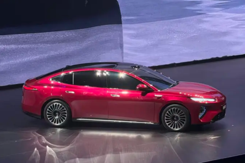 BYD Luncurkan Sedan Listrik Mewah Seal 08, Jarak Tempuh 1.000 Km