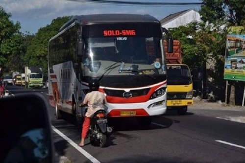 Belajar dari Kasus Bus Ugal-ugalan, Ini 3 Syarat Aman Menyalip