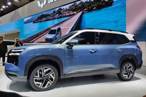 Wuling, Wuling Perkenalkan Eksion di IIMS 2026: SUV, EV, dan PHEV