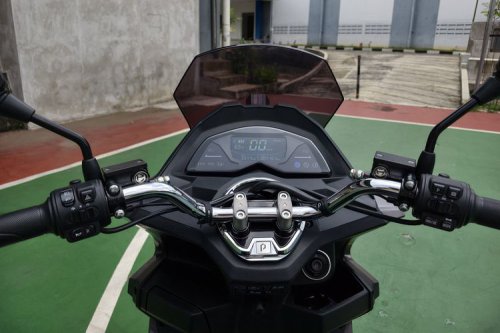 Polytron Fox 350: Motor Listrik dengan Desain Lebih Matang