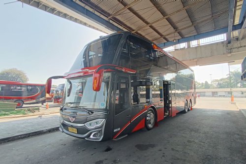 Mengapa Bus Tingkat Populer di Jakarta-Malang?