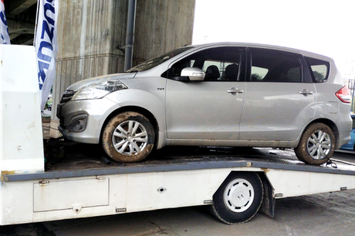 Awas, Jangan Asal Derek Mobil Matik