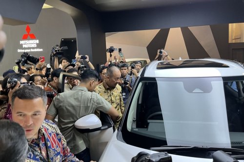 Mitsubishi, Mitsubishi Destinator, Ini Kata Menteri Agus Gumiwang Saat Duduk di Mitsubishi Destinator