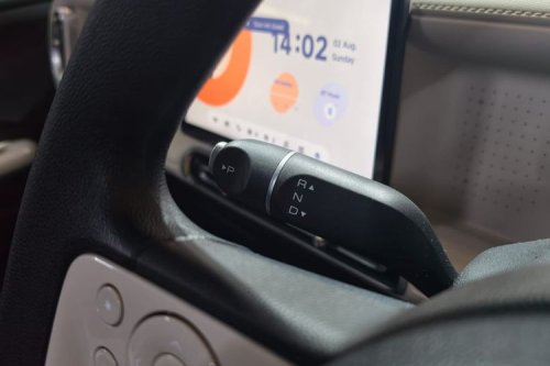 Komparasi Mobil Listrik di Bawah Rp 200 Juta : VF 3, Aira EV &amp;  Lumin
