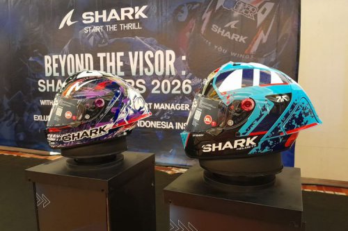 Helm dengan Warisan Balap Dunia Resmi Masuk Indonesia