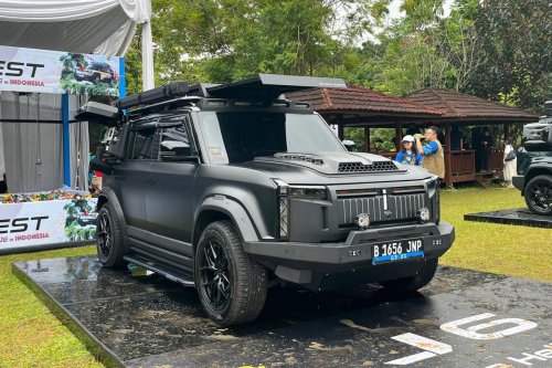 Tak Butuh SPKLU, Chery J6 Ini Bisa Ngecas Sendiri dari Panel Surya