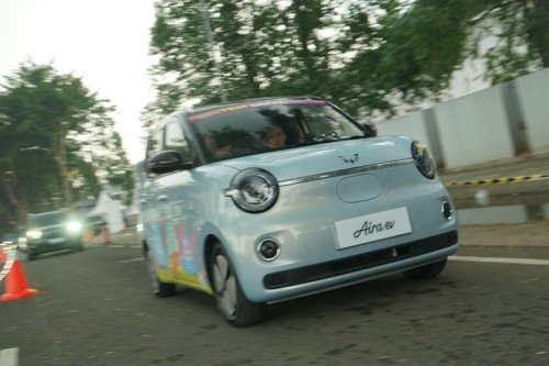 Jadi Salah Satu Mobil Terlaris, Ulik Beda Varian Wuling Aira ev