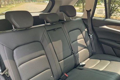 Mengungkap Fitur Mewah Polytron G3+: Mobil Listrik Terbaru