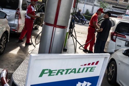 Apa Benar Busi Berperan Terhadap Efisiensi Bahan Bakar Mobil?