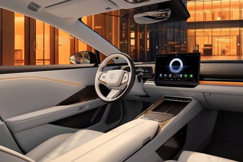 Toyota, Sedan Listrik Toyota bZ7 Meluncur Tahun Ini, Harga Diklaim Terjangkau