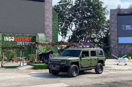 Impresi Perdana Naik MV3-EV Pandu, Mobil Listrik Taktis Pertama Buatan Indonesia