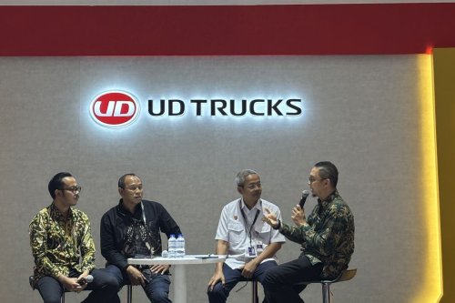 UD Trucks Hadirkan Solusi Digital untuk Logistik