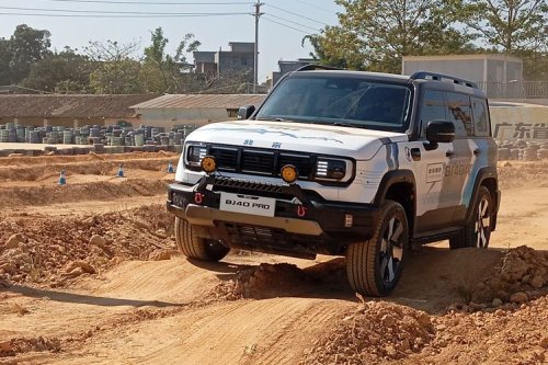 BAIC, Bocoran Mobil Baru BAIC buat 2026, Ada yang Mirip Mercy G-Class