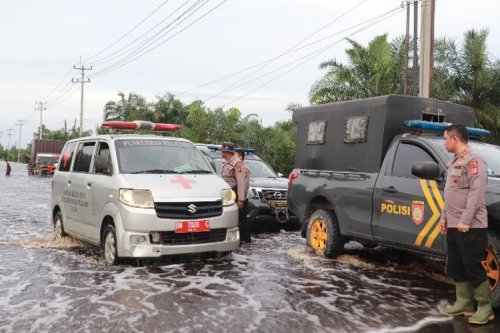 Video Viral Ambulans Bawa Wisawatan Sebagai Penumpang
