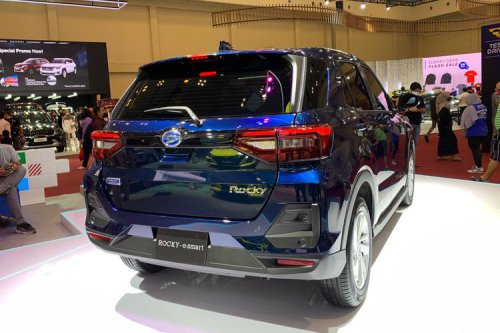 Daihatsu Rocky Hybrid Siap Meluncur di GIIAS 2025
