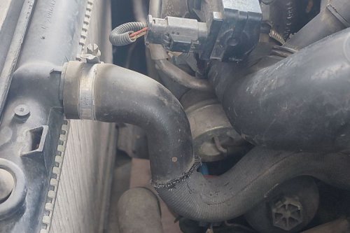 Langkah Darurat jika Mobil Overheat Saat Perjalanan Mudik