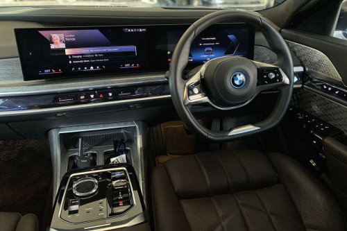 Mengapa Perbaikan Interior Mobil Eropa Lebih Mahal dari Jepang?