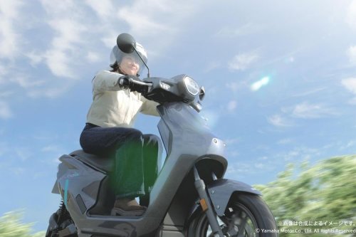 Motor Listrik Honda, Yamaha, Honda e, Honda, Motor Listrik Yamaha JOG E Meluncur, Pakai Baterai Honda