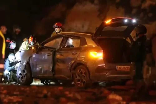 J5 Vs Tiggo Cross, Ferrari Mau Jualan Mobil Bekas