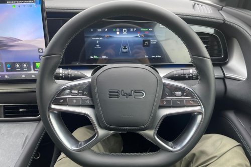 BYD, Bahas Interior BYD Sealion 7, Sporty dan Elegan