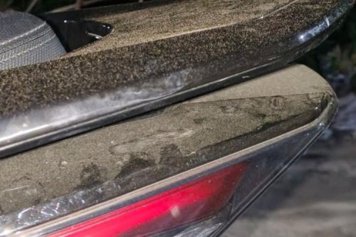 Abu Vulkanik Ganggu Pengendara Motor, Jangan Cuma Pakai Masker