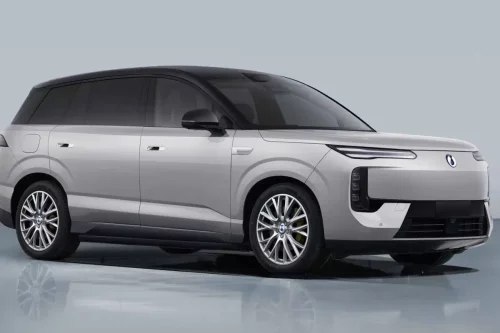 Denza N8, SUV Listrik dengan Tenaga Setara Supercar