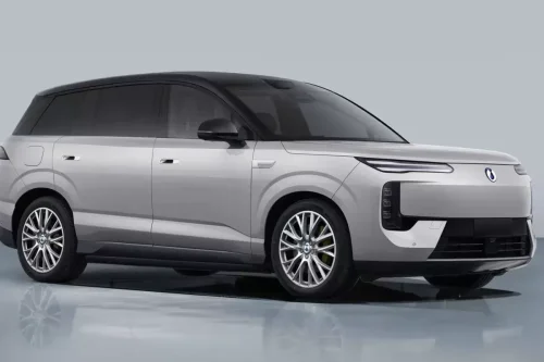Denza N8, SUV Listrik dengan Tenaga Setara Supercar