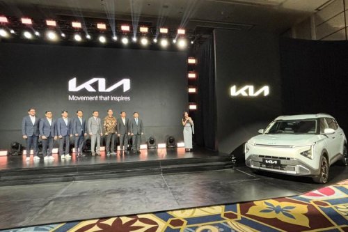 Kia, Kia Carens, Kia Carens Punya Wajah Baru