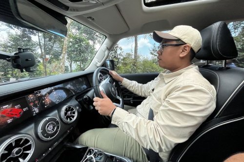 Ada Area Indoor, Simak Ketentuan Test Drive dan Test Ride di GJAW 2025