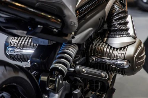 Benda P51, Motor Nyentrik Mesin 250cc Boxer dan Hybrid