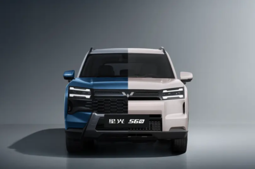 Wuling Starlight 560 Meluncur, Tersedia Mesin Bensin, EV, dan PHEV