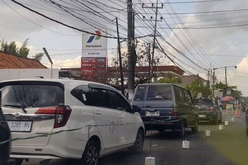 Pertamina Patra Niaga Minta Maaf soal Antrean BBM di SPBU