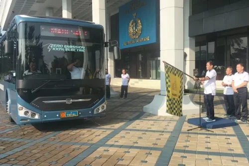 TNI AL Uji Coba Bus Listrik: Langkah Awal Menuju Mobilitas Hijau