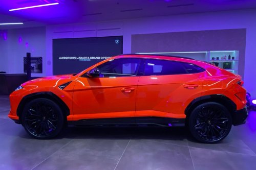 Lamborghini, Lamborghini Tanggapi Persaingan dengan Merek China