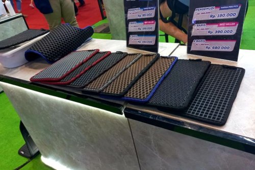 Benarkah Karpet Mie di Mobil Susah Dibersihkan? Ini Kata Ahlinya
