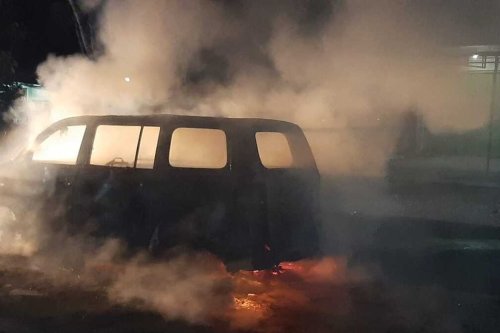 Suzuki , Suzuki APV, Suzuki APV Terbakar di Pati, Korsleting Listrik Diduga Jadi Pemicu
