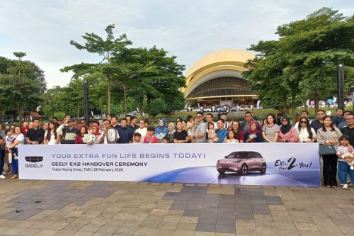 Geely Serahkan Langsung Ratusan Unit Geely EX2 ke Konsumen