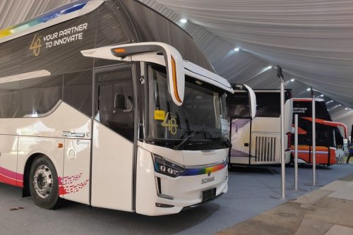 Mengenal Bodi Baru Karoseri Laksana, Legacy SR3 Neo XXHD