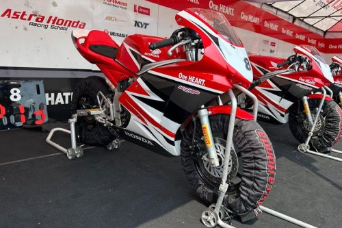 Honda NSF100, Motor Balap Mini untuk Mencetak Pebalap Muda